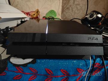 ps4 prezzo leggermente trattabile 
