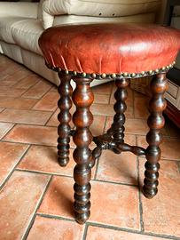 Sgabello vintage con seduta in pelle