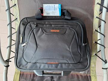 Trolley borsa laptop 15.6” American Tourister