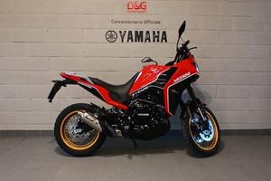 Moto Morini X-Cape 650 Gold Wheels Edition