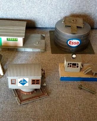 Lotto Edifici Plastico Ferroviario H0 vintage