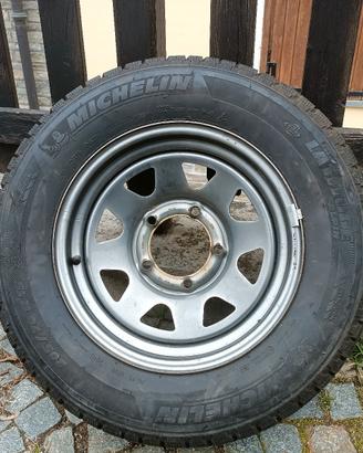 gomme e cerchi per Suzuki Jimny.