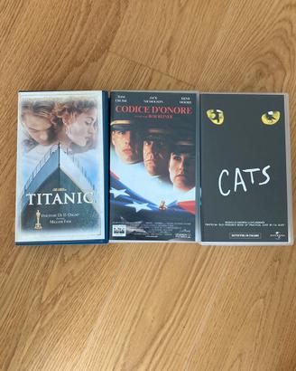 Vhs da collezione Cats, Titanic e codice d’onore