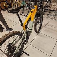 eBike MTB  Rocky Montain  altitude