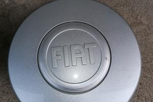 Calotte originali Fiat. 