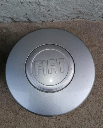 Calotte originali Fiat. 