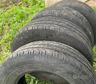 Gomme Continental 205/75 r16