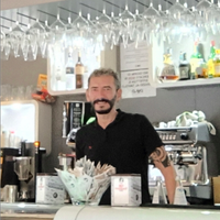 Barista barman cameriere