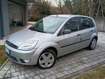 FORD FIESTA 1.2 benzina 2003