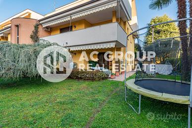 Saronno - porzione di bifamiliare - via Miola