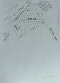 Terreno di 670 m² a Borghi