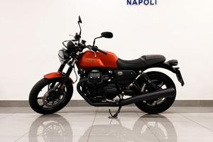 MOTO GUZZI V7 STONE 4 2022