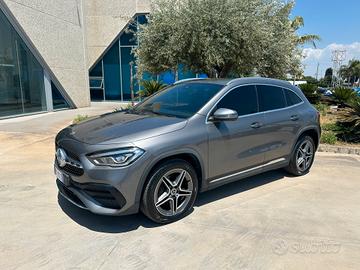 Mercedes-Benz GLA 250 e phev Premium T-STOCK PREZZ