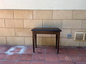 Sgabello da pianoforte