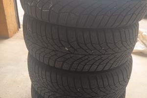 Gomme invernali Panda Hybrid 