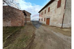 Rustico da ristrutturare