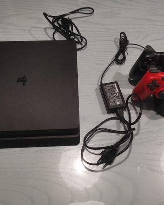 PS4, 5 giochi, 2 control. wireless, staz. ricarica