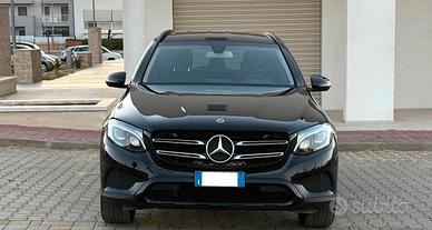 Glc 220 d 4 matic total black
