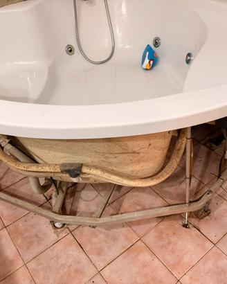 struttura vasca idromassaggio