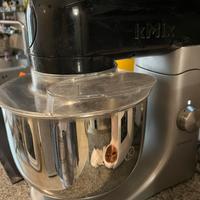 Impastatrice planetaria Kenwood kMix e tritacarne