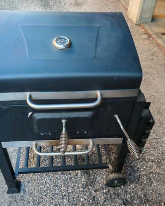 BARBECUE A CARBONELLA