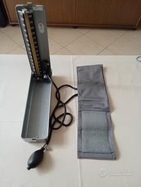 Misuratore di pressione arteriosa 