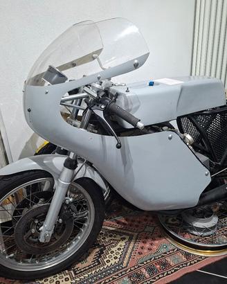 Moto guzzi/benelli  250 2c  FMI