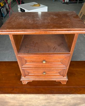 Comodino in legno vintage