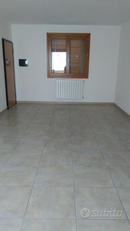 Trilocale 1 piano zona residenziale tranquilla