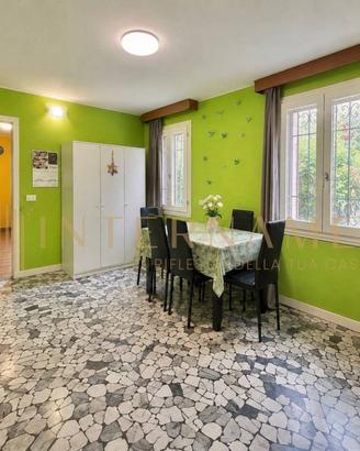 Casa indipendente di 112 m² con 3 locali e box aut