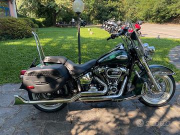 Harley-davidson FLSTC Heritage Softail Classic 114