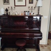 pianoforte  verticale inglese antico radica di noc