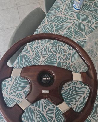 Volante Momo in legno originale per Mercedes 