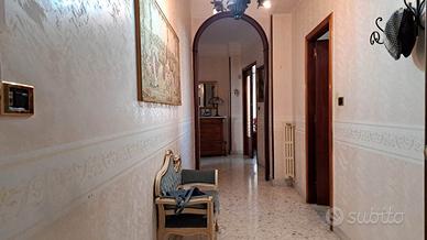 AMPIO APPARTAMENTO - adiacenze Viale Virgilio