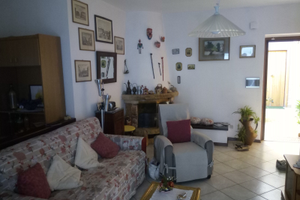 Talamone per lungo periodo. 4vani 2 piano