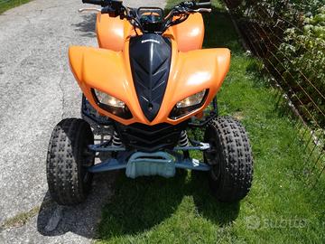 Kawasaki KFX 700 automatico con retro patente b