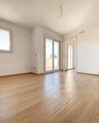 Attico classe A - balcone 26 mq - mare 350 m