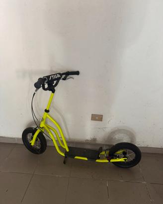 Monopattino per bambini
