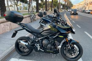 Triumph Tiger Sport 800