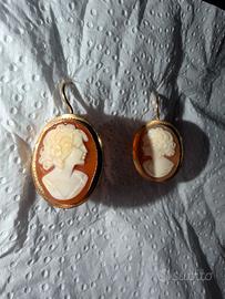 Orecchini vintage in ORO 18 KT 750 con cammeo inci