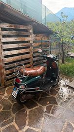 vespa et4  150