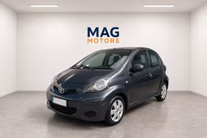 Aygo 1.0 12V VVT-i 5 porte Now