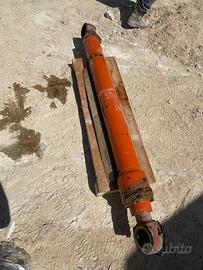 Cilindro sollevamento Fiat Hitachi Ex 215