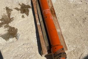 Cilindro sollevamento Fiat Hitachi Ex 215