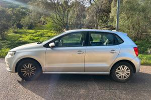 Volkswagen Polo 2015 con bluetooth