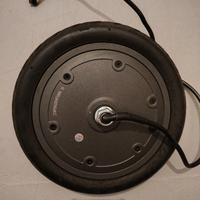 Motore 8,5" monopattino elettrico 350W

