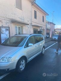 VW Touran con impianto metano