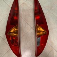 Fanali posteriori della Fiat punto Seconda serie. 