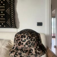 Cappello leopardato