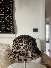 Cappello leopardato